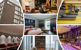 Hotel Indigo Berlin - East Side Gallery, an IHG hotel